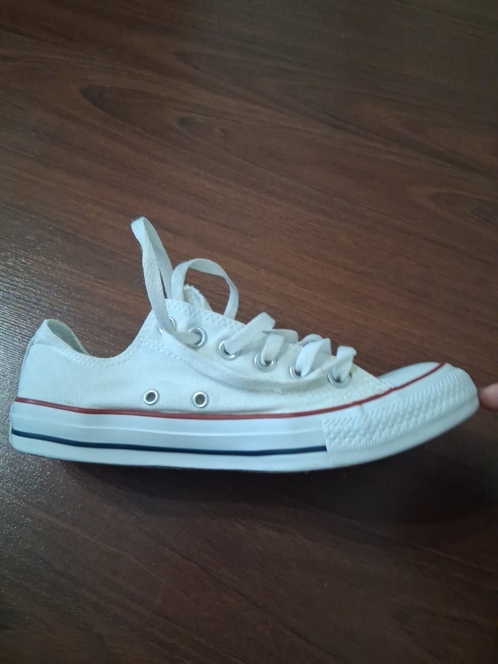 Converse Low Top Sneakers in White with Red Trim - Picture 4 of 6